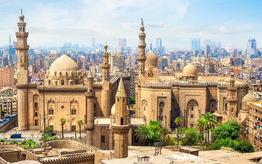 Historische moskeeën bezoeken in Cairo tijdens de groepsreis